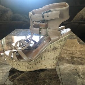 CHARLOTTE RUSSE SIZE 8 WEDGED HEELS